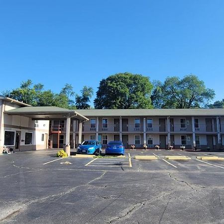First Western Inn Caseyville エクステリア 写真