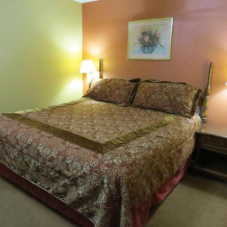 First Western Inn Caseyville エクステリア 写真