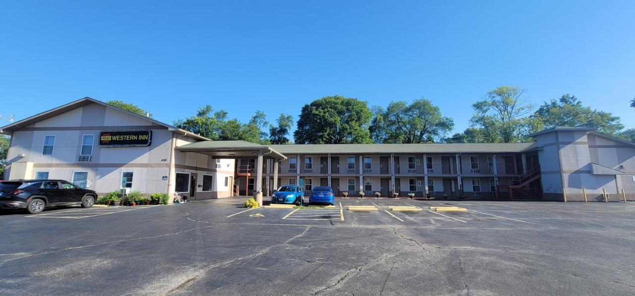 First Western Inn Caseyville エクステリア 写真