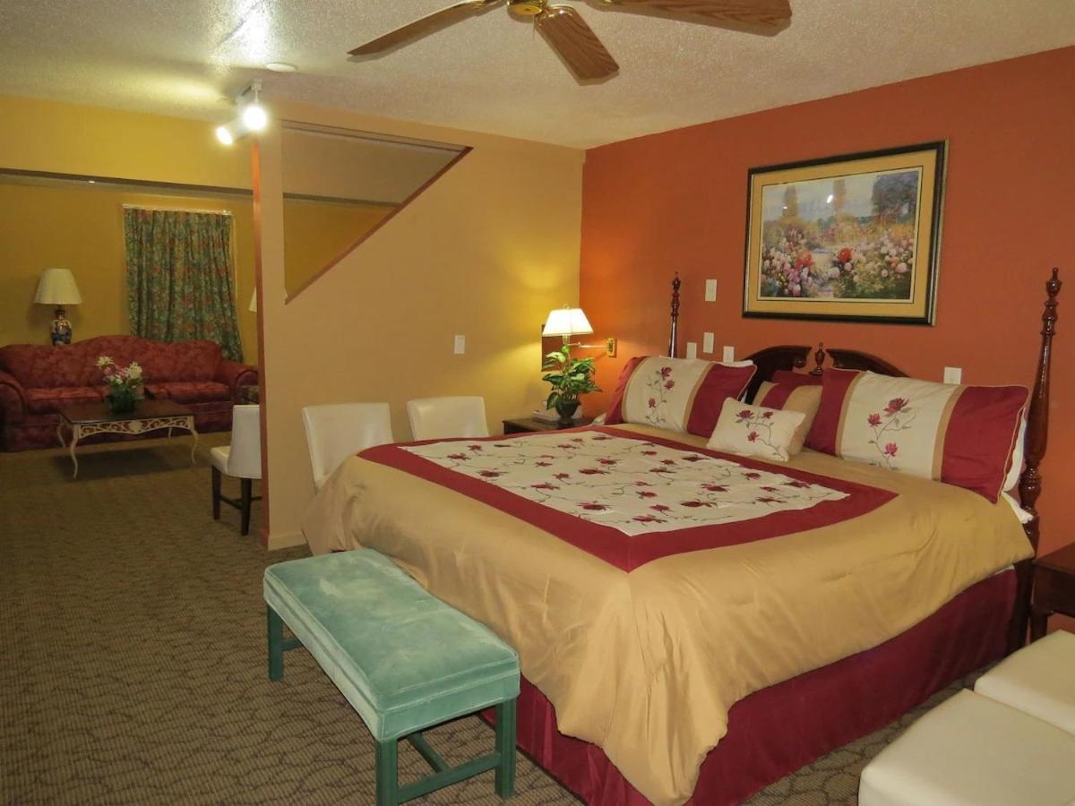First Western Inn Caseyville エクステリア 写真