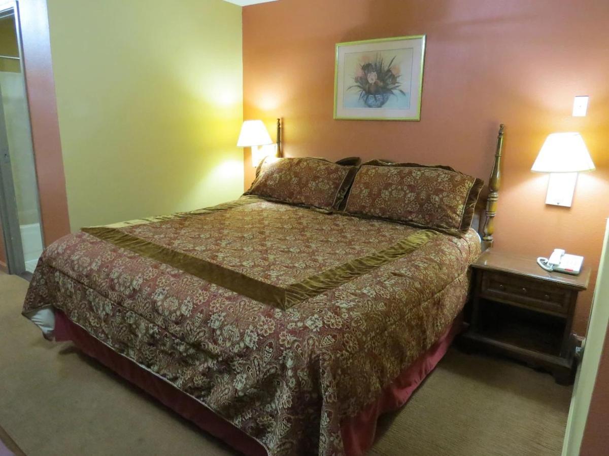 First Western Inn Caseyville エクステリア 写真